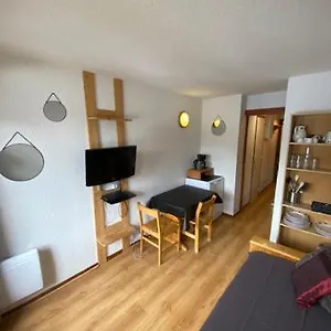 4 P 50 M Du Funiculaire Et Pistes , Tignes France